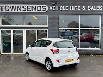 Used Hyundai i10 2015 for sale - 76505025: Photo