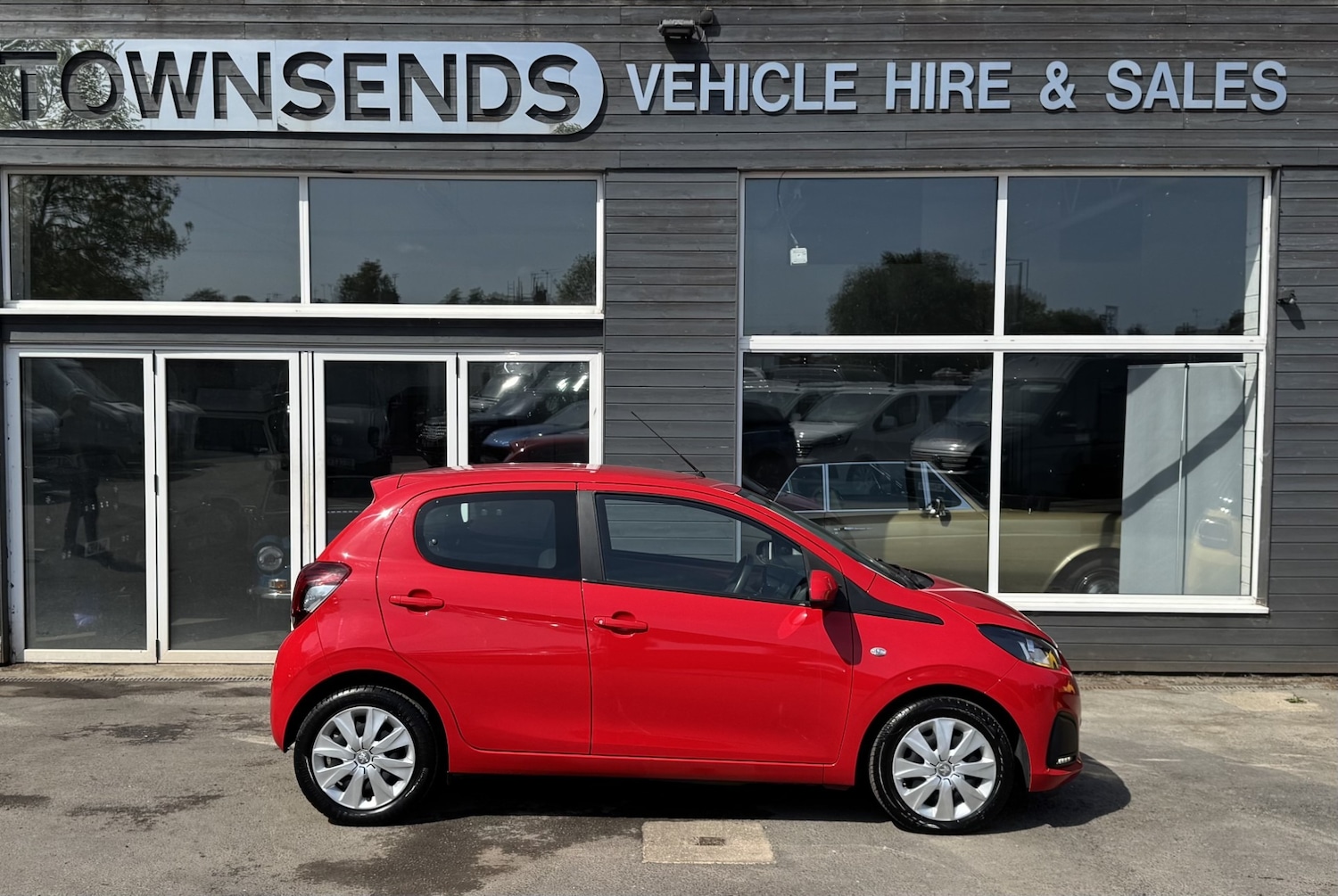 Used Peugeot 108 2022 for sale - 76564895: Photo 2