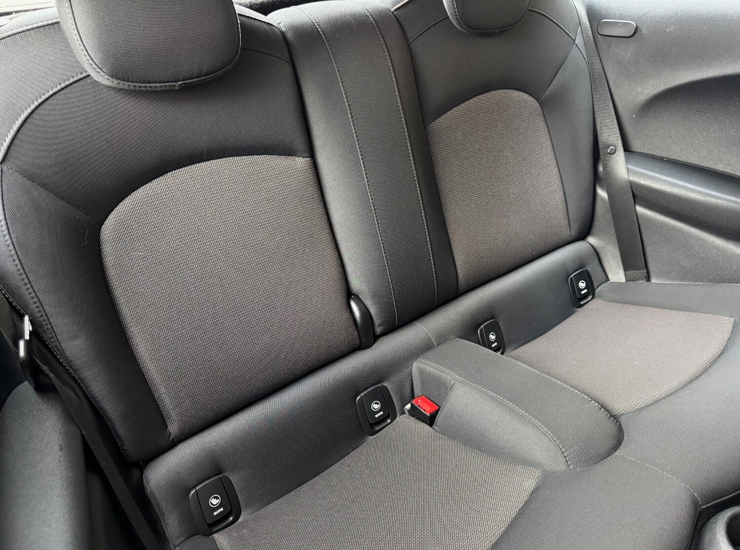 Used MINI Hatch 2019 for sale - 77915800: Photo 15