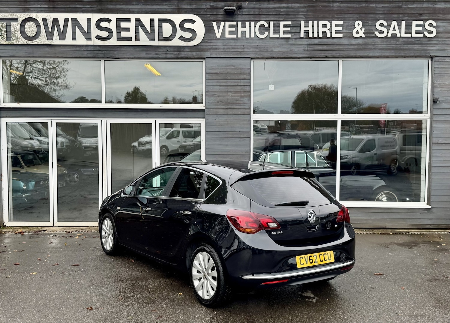 Used Vauxhall Astra 2012 for sale - 76383177: Photo 4