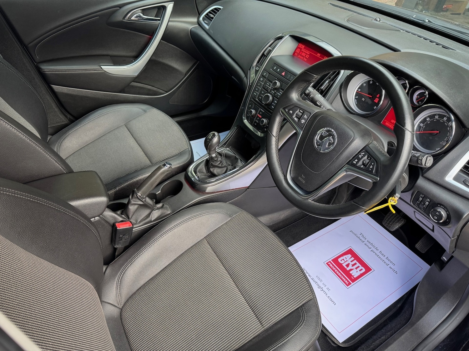 Used Vauxhall Astra 2012 for sale - 76383177: Photo 7