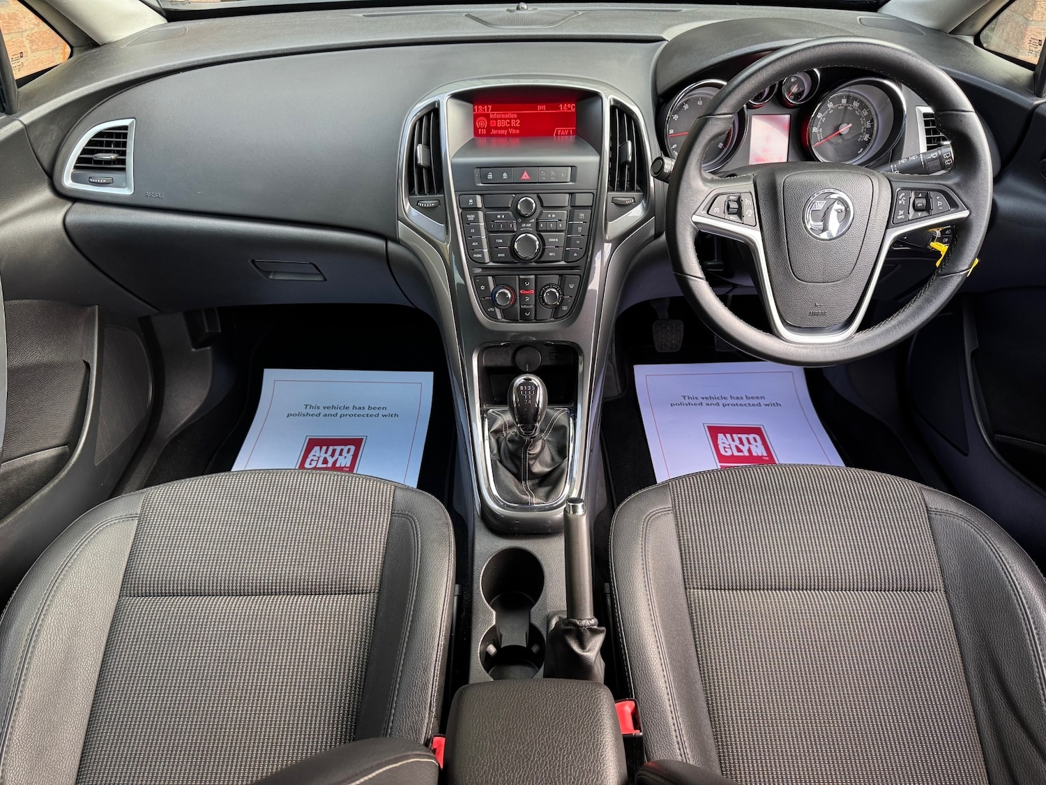 Used Vauxhall Astra 2012 for sale - 76383177: Photo 8