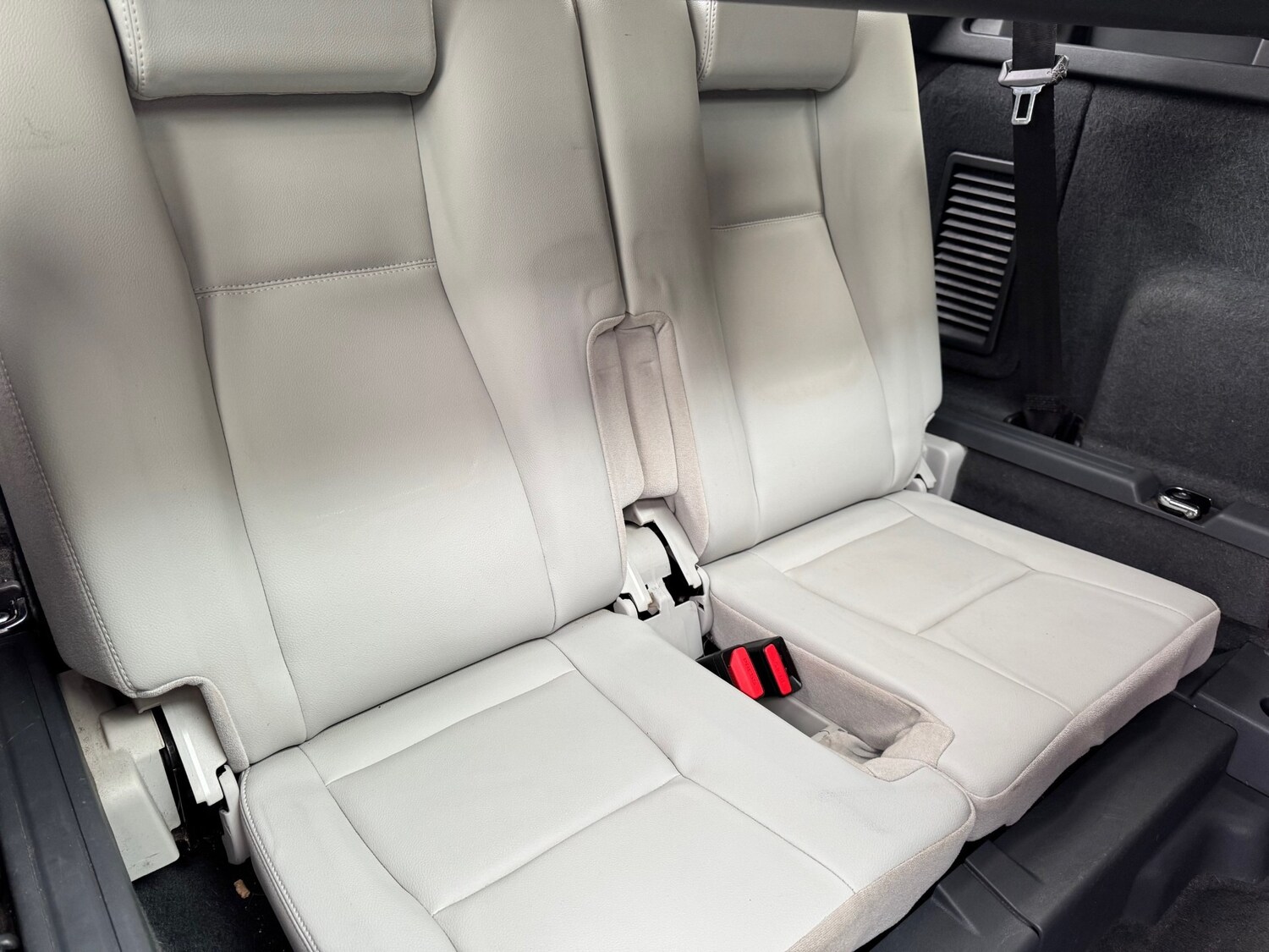 Used Land Rover Discovery Sport 2015 for sale - 76613583: Photo 18