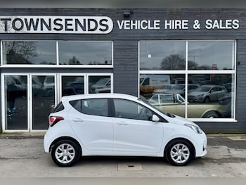 Used Hyundai i10 2018 for sale - 77733376: Photo