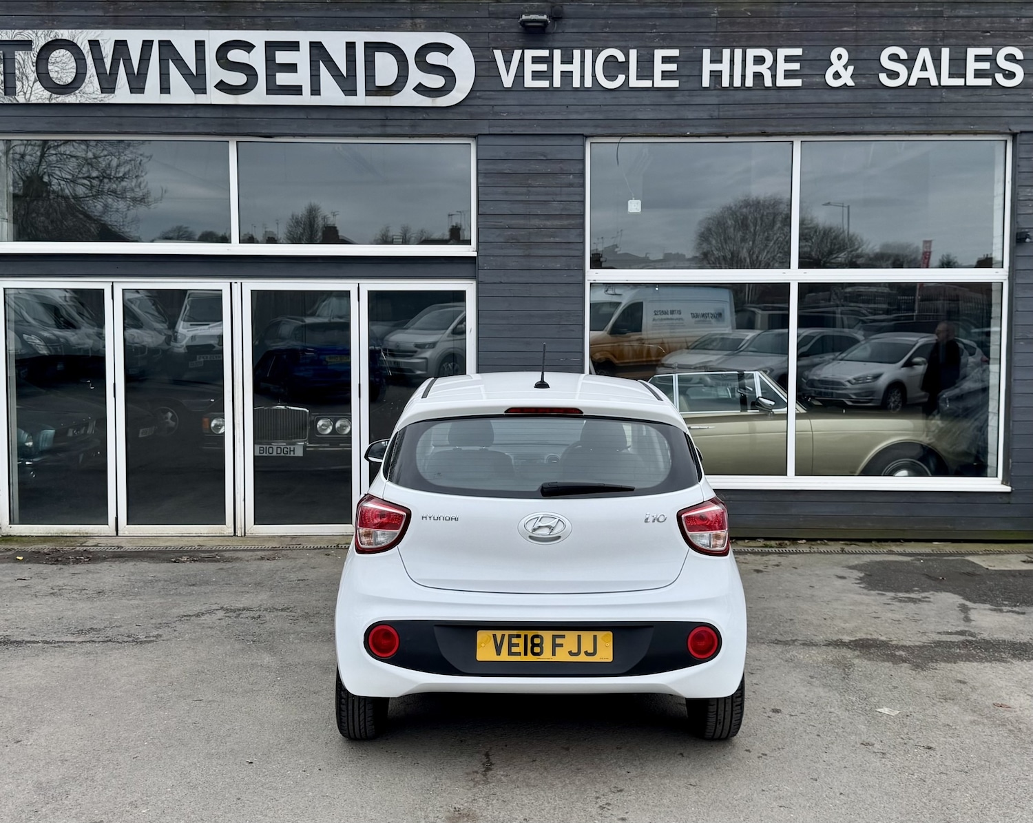 Used Hyundai i10 2018 for sale - 77733376: Photo 5