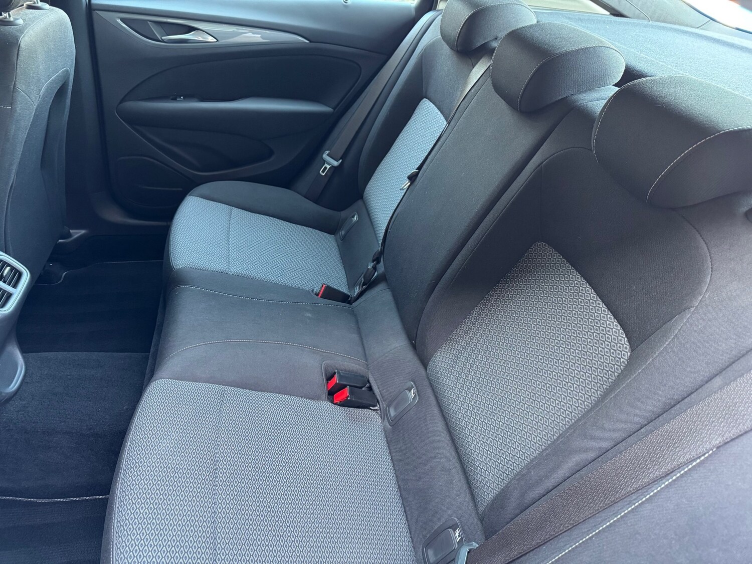 Used Vauxhall Insignia 2017 for sale - 78163805: Photo 15