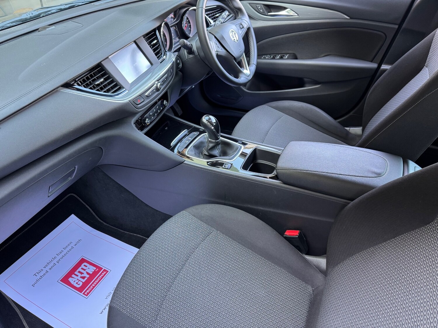 Used Vauxhall Insignia 2017 for sale - 78163805: Photo 9