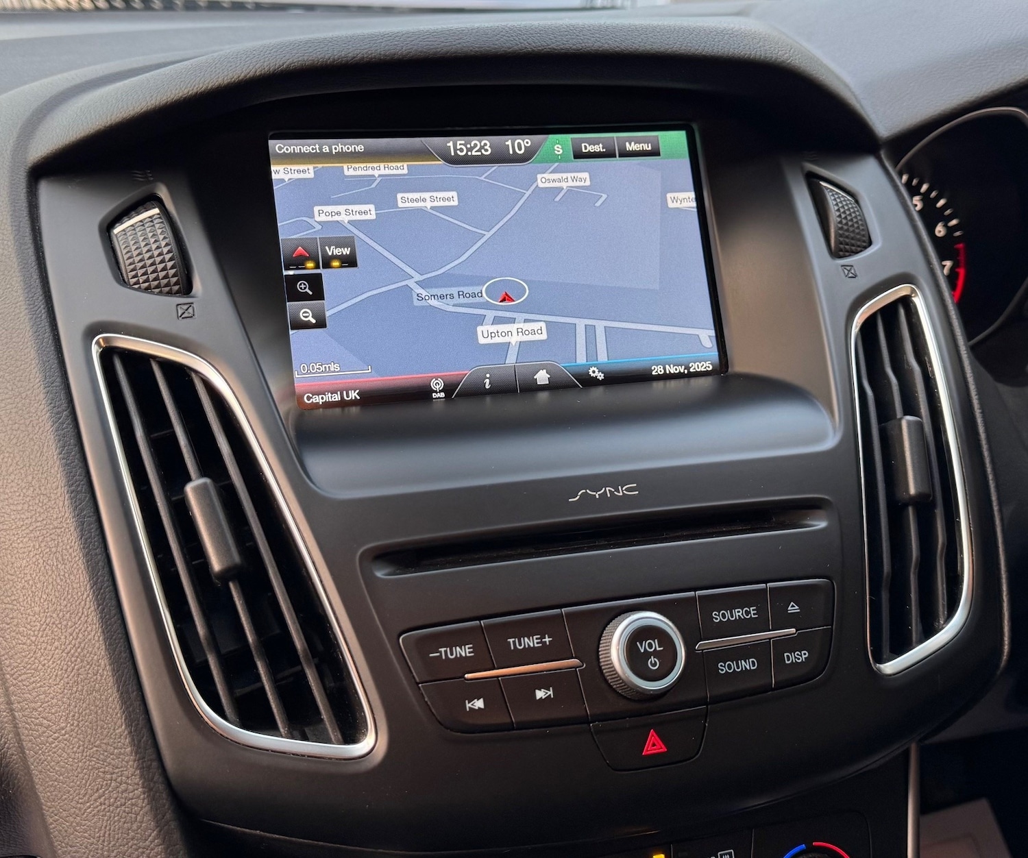 Used Ford Focus 2016 for sale - 76738352: Photo 10