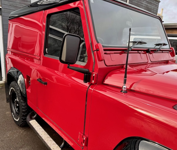 Used Land Rover Defender 1994 for sale - 73650053: Photo 19