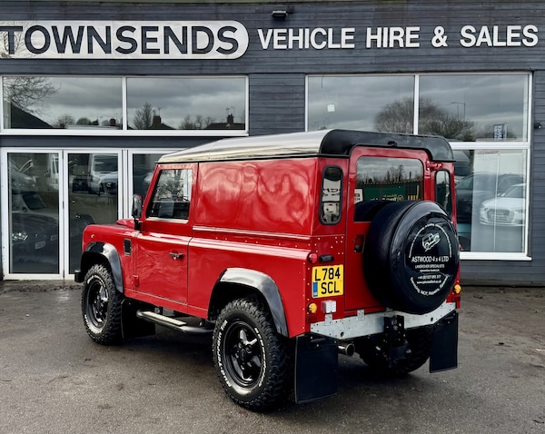 Used Land Rover Defender 1994 for sale - 73650053: Photo 4
