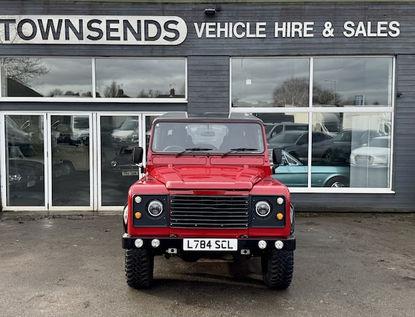 Used Land Rover Defender 1994 for sale - 73650053: Photo 6