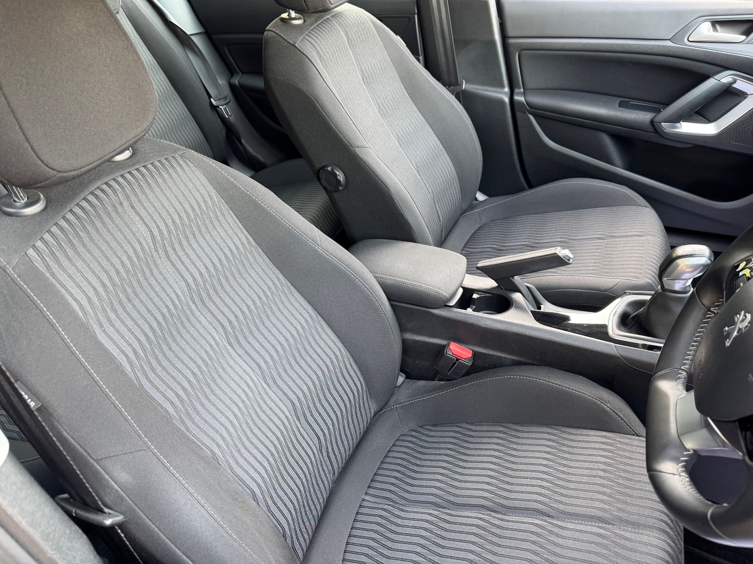 Used Peugeot 308 2016 for sale - 76007578: Photo 14