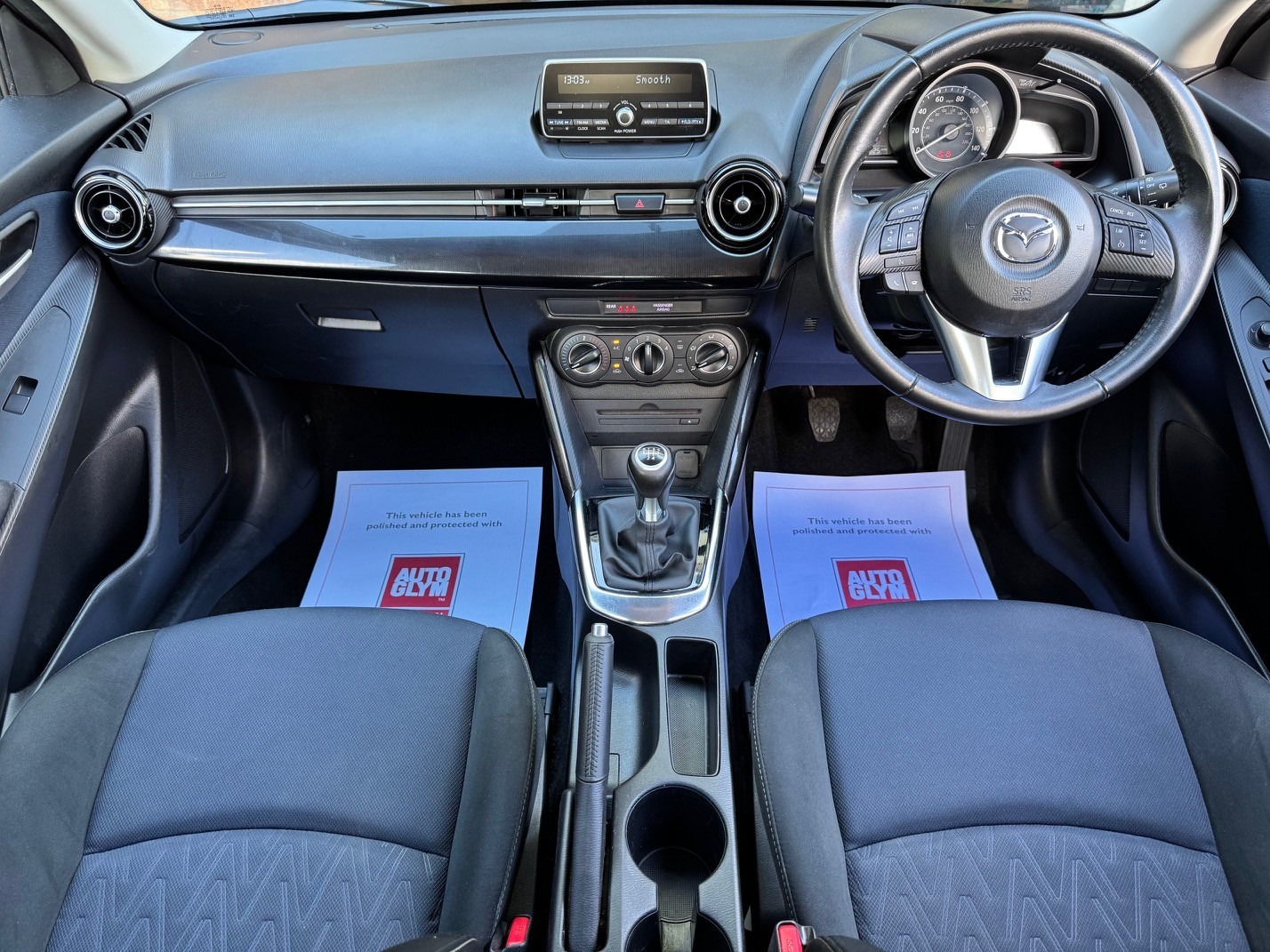 Used Mazda Mazda2 2015 for sale - 76065366: Photo 8