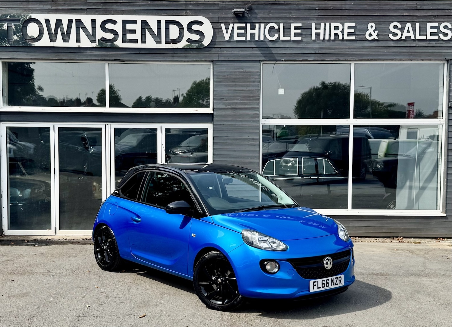 Used Vauxhall ADAM 2016 for sale - 76830621: Photo 1