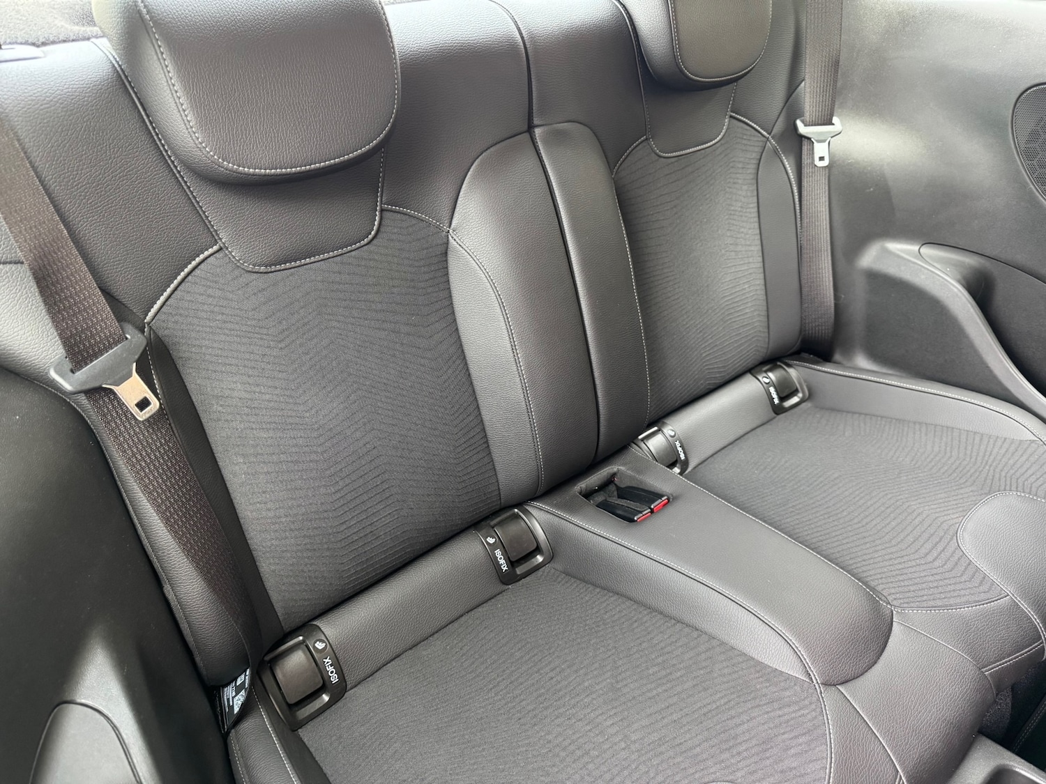 Used Vauxhall ADAM 2016 for sale - 76830621: Photo 14