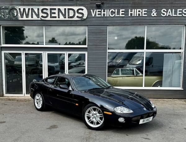 Used Jaguar XK8 2002 for sale - 74878047: Photo 1