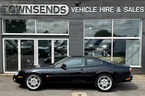 Used Jaguar XK8 2002 for sale - 74878047: Photo 3