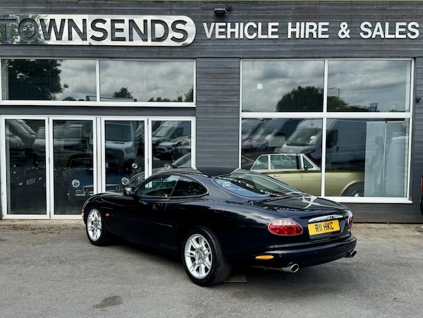 Used Jaguar XK8 2002 for sale - 74878047: Photo 5