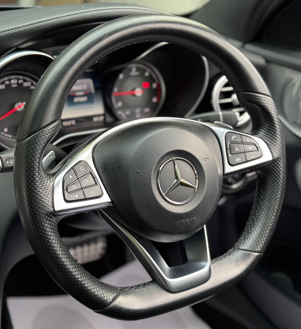 Used Mercedes-Benz C Class 2015 for sale - 77638819: Photo 11