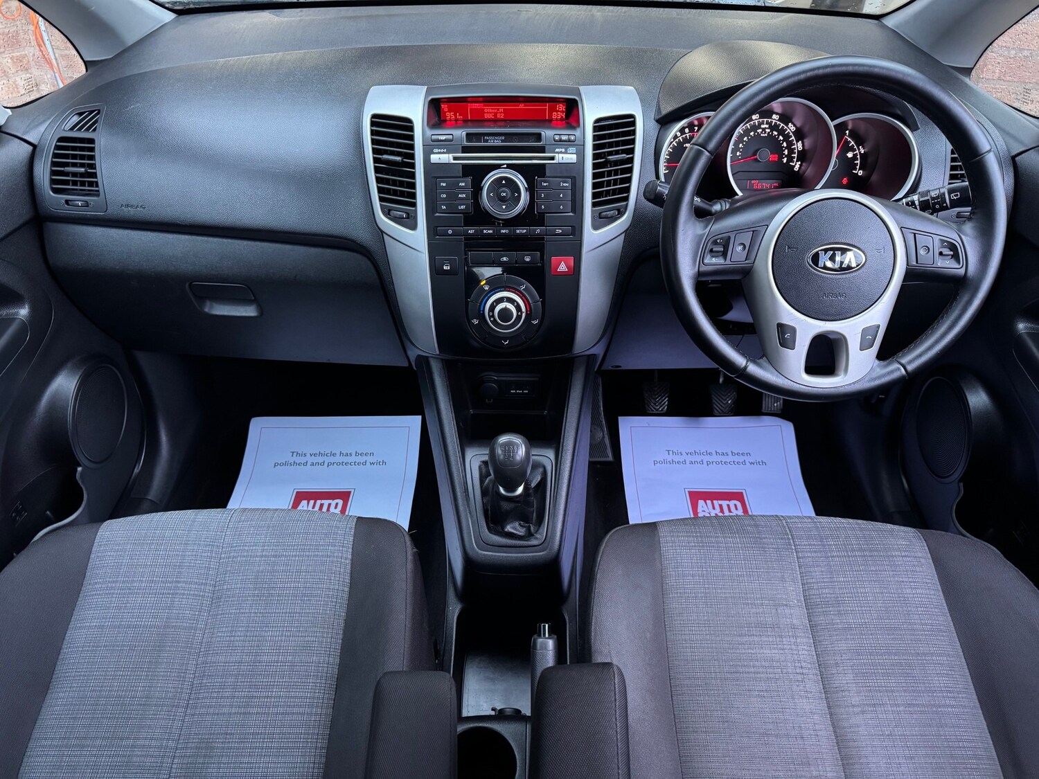 Used Kia Venga 2013 for sale - 77916916: Photo 8