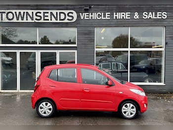 Used Hyundai i10 2013 for sale - 76412280: Photo