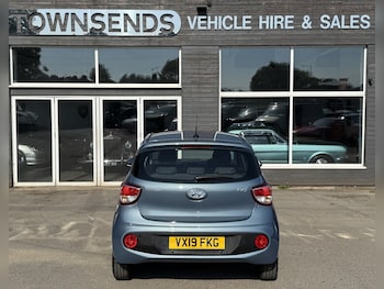 Used Hyundai i10 2019 for sale - 79019861: Photo