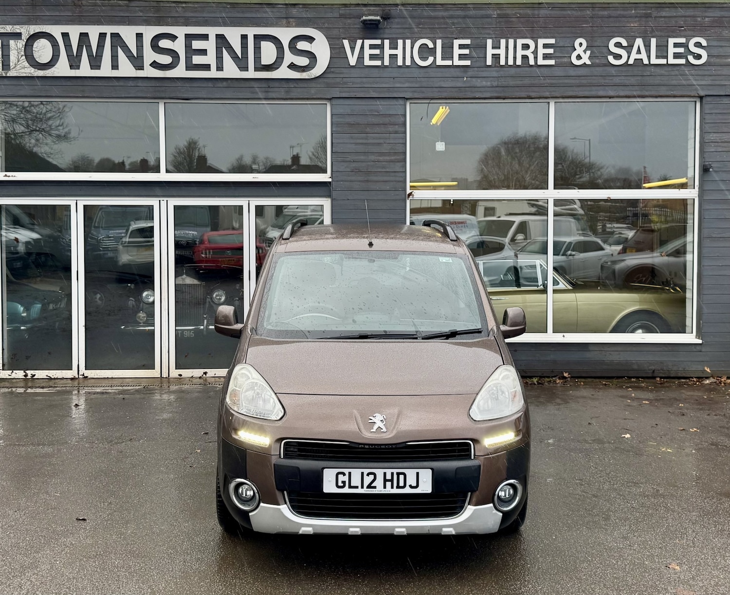 Used Peugeot Partner Tepee 2012 for sale - 76748456: Photo 6