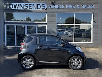 Used Toyota IQ 2010 for sale - 76026877: Photo
