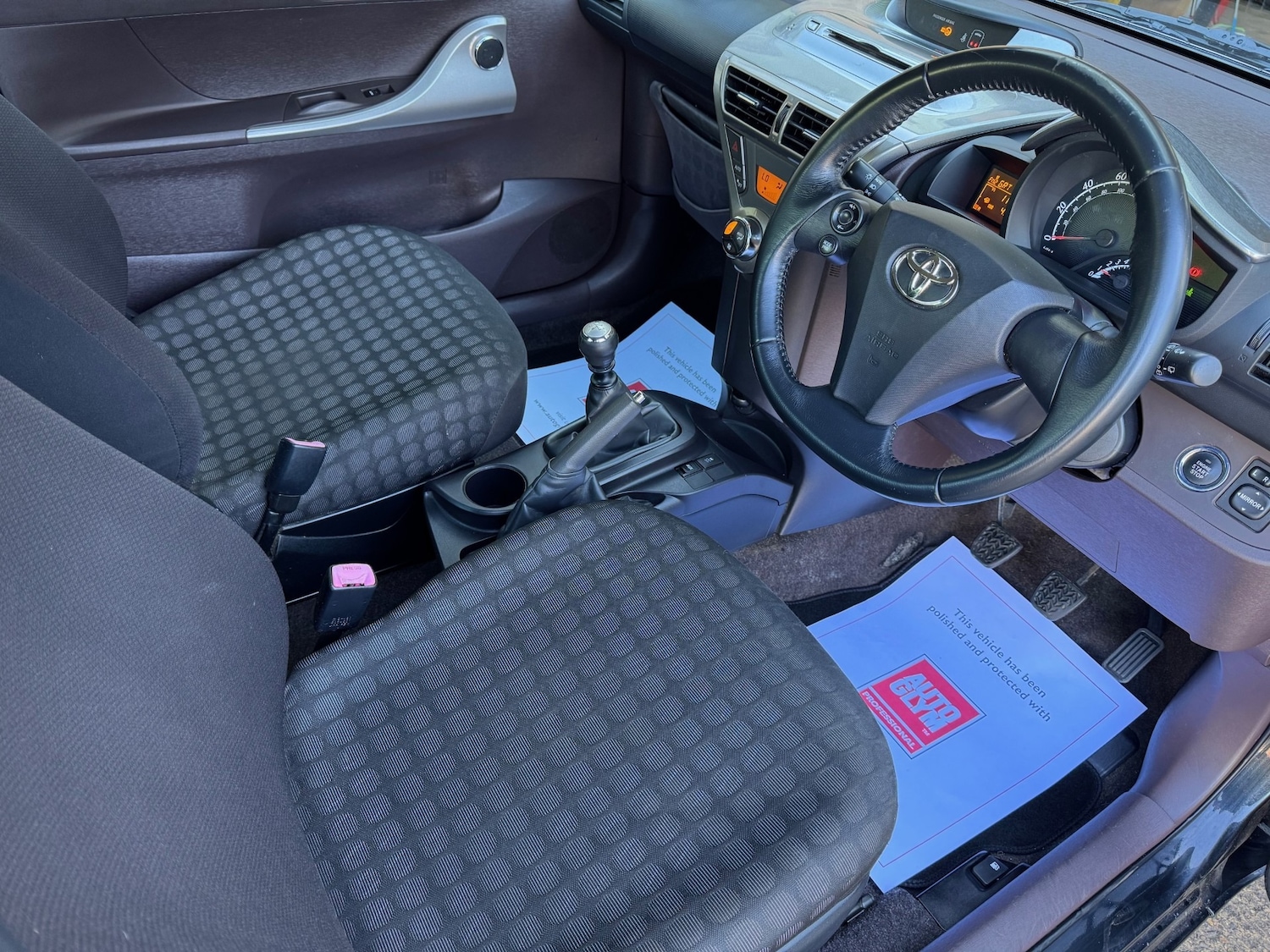 Used Toyota IQ 2010 for sale - 76026877: Photo 7