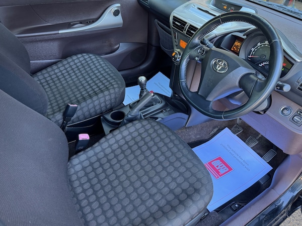 Used Toyota IQ 2010 for sale - 76026877: Photo 7