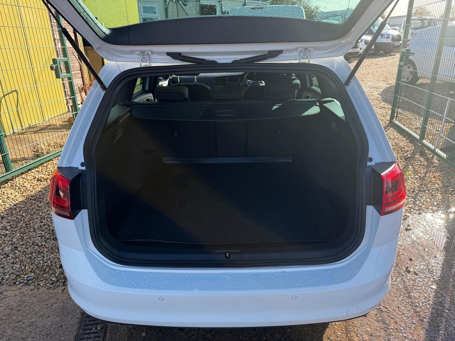 Used Volkswagen Golf 2016 for sale - 76371243: Photo 14
