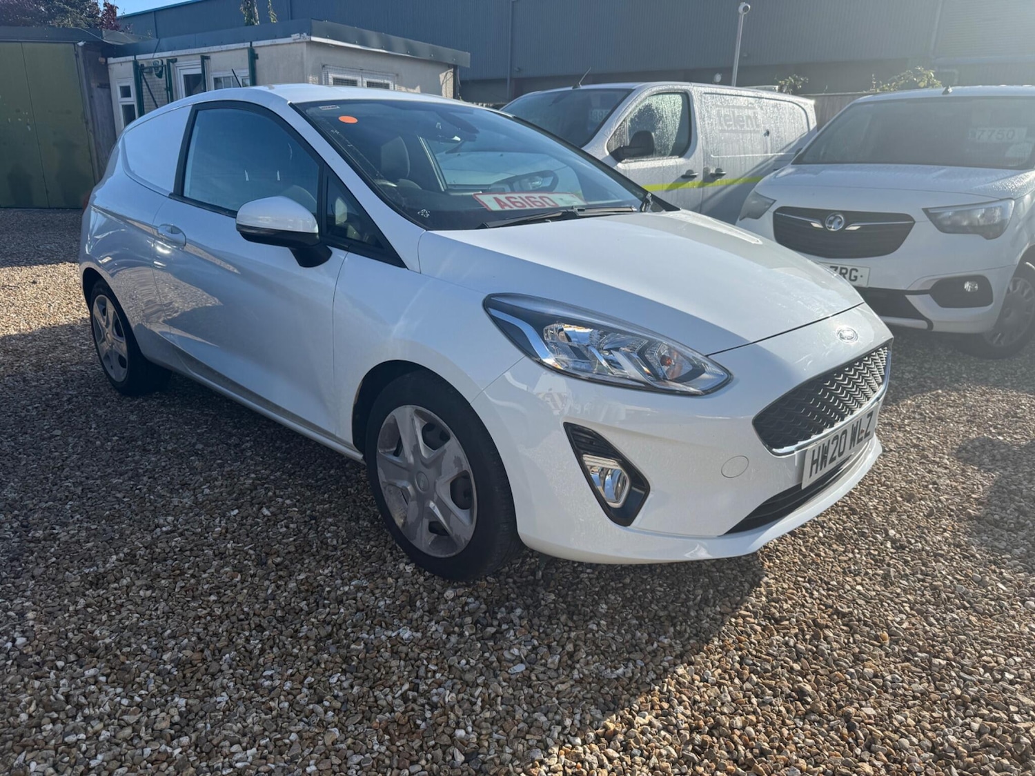 Used Ford Fiesta Van 2020 for sale - 76121815: Photo 1