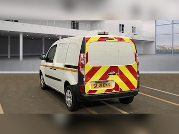 Used Nissan NV250 2021 for sale - 76689769: Photo