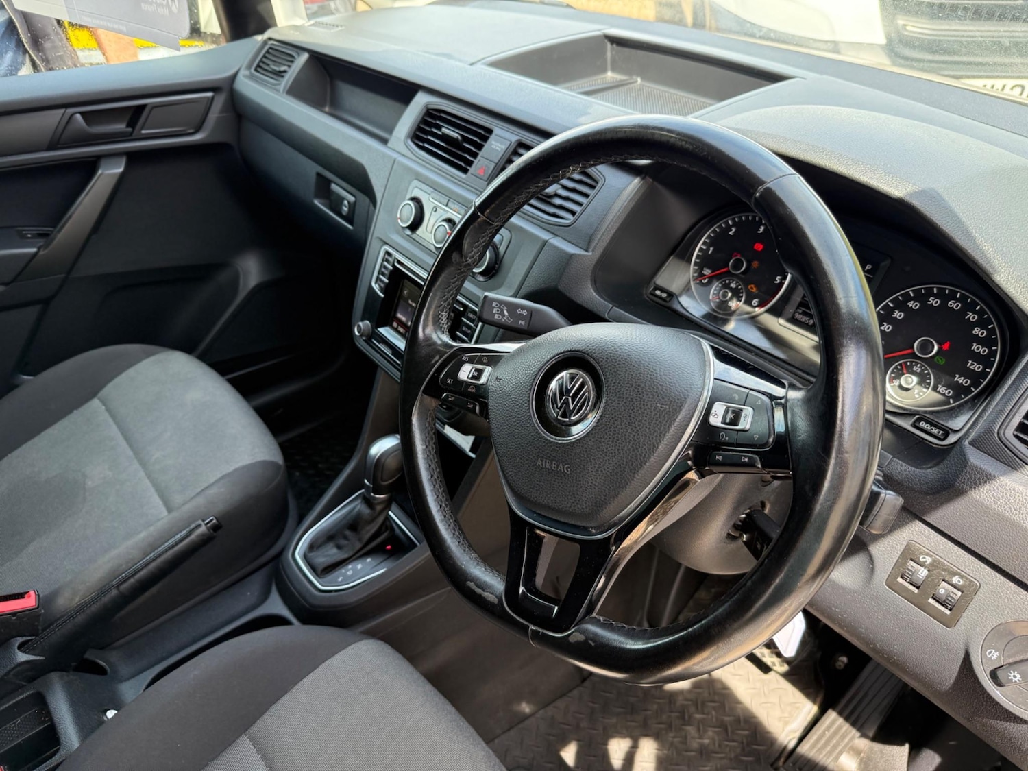 Used Volkswagen Caddy 2018 for sale - 76658249: Photo 11