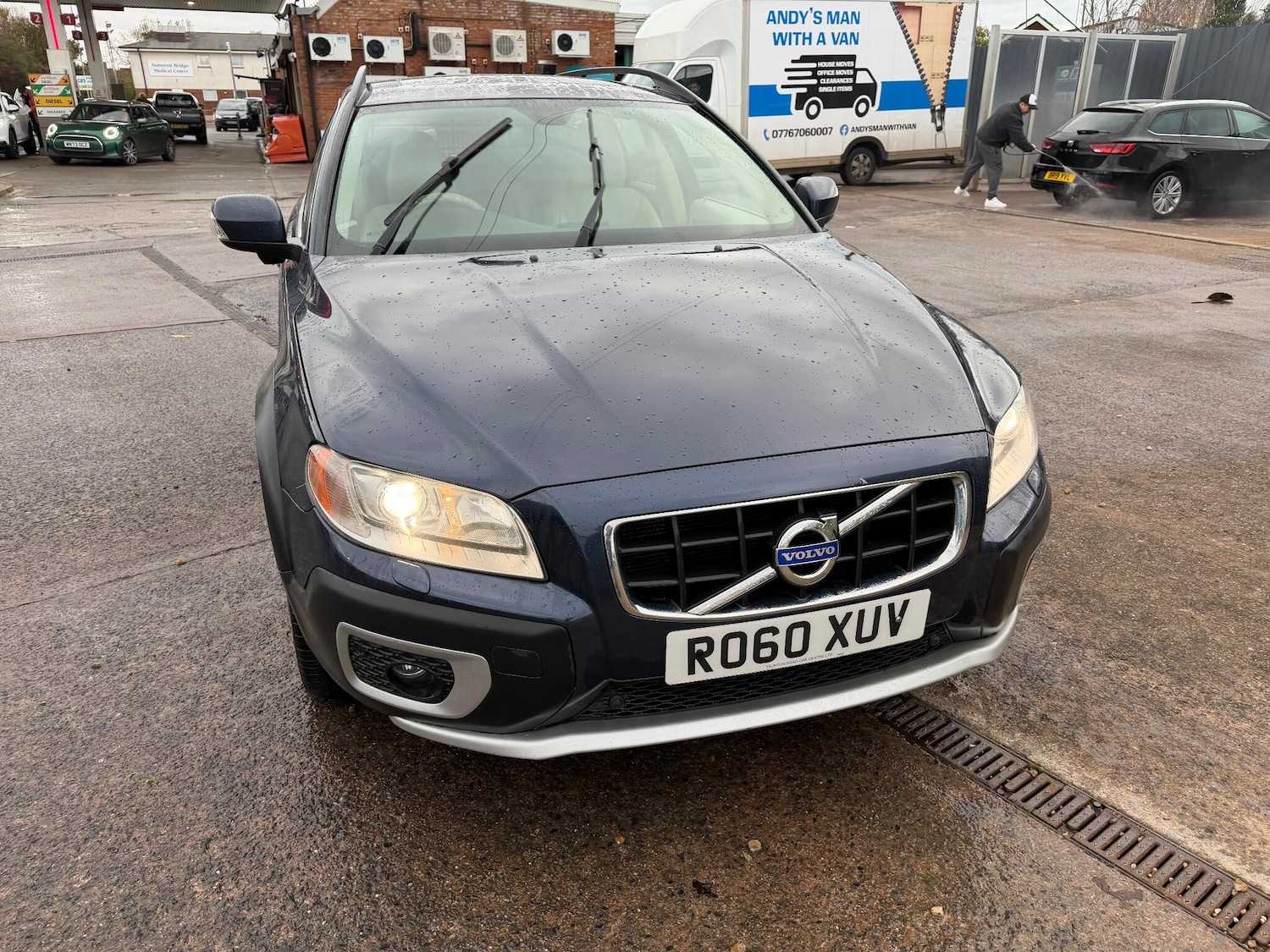 Used Volvo XC70 2010 for sale - 76689843: Photo 5
