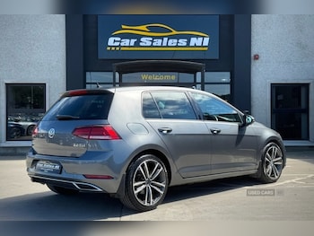 Used Volkswagen Golf 2017 for sale - 78959322: Photo