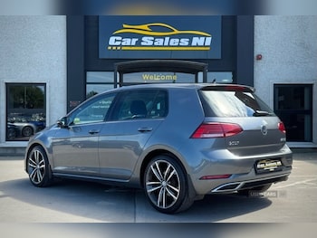 Used Volkswagen Golf 2017 for sale - 78959322: Photo