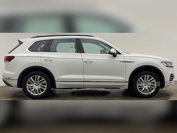 Used Volkswagen Touareg 2019 for sale - 76399535: Photo