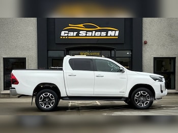 Used Toyota Hilux 2023 for sale - 77441625: Photo