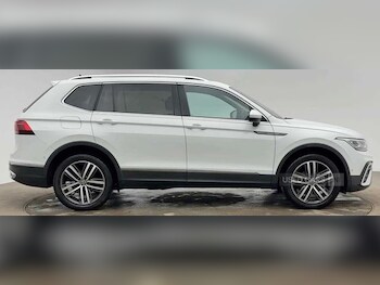 Used Volkswagen Tiguan Allspace 2023 for sale - 78261773: Photo