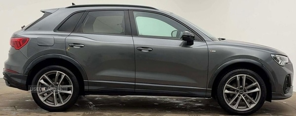 Used Audi Q3 2022 for sale - 76399970: Photo 2