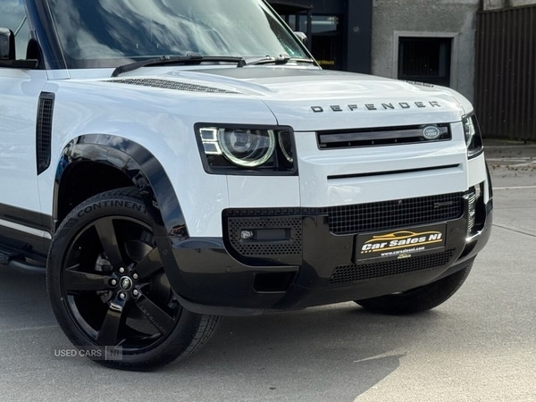 Used Land Rover Defender 2023 for sale - 76350090: Photo 11