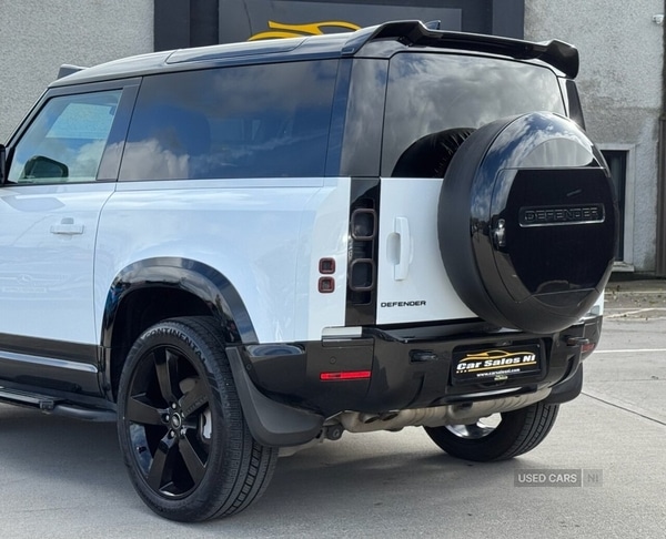 Used Land Rover Defender 2023 for sale - 76350090: Photo 13