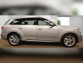 Used Audi Q7 2023 for sale - 78574554: Photo