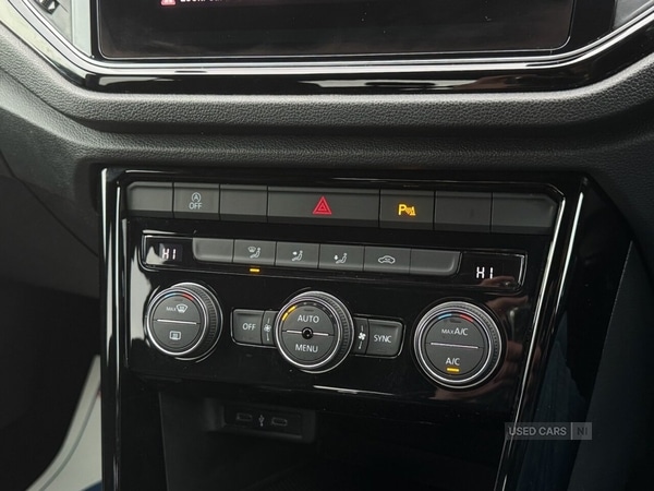 Used Volkswagen T-Roc 2022 for sale - 76936871: Photo 13