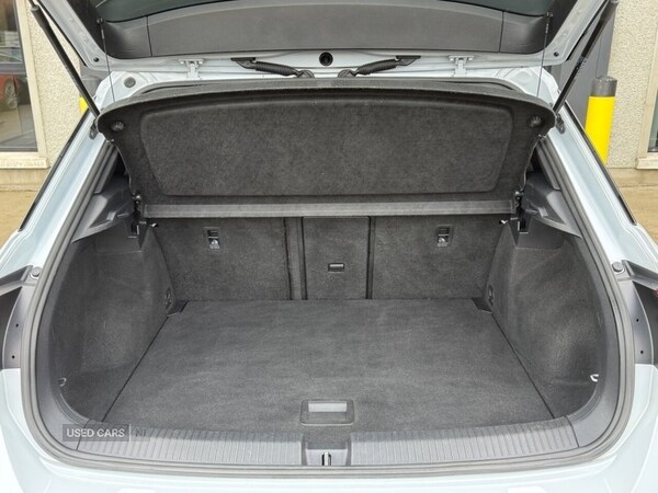 Used Volkswagen T-Roc 2022 for sale - 76936871: Photo 14