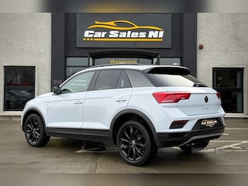 Used Volkswagen T-Roc 2022 for sale - 76936871: Photo