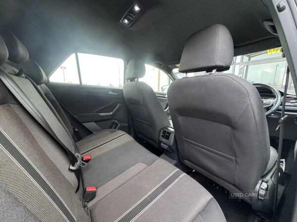 Used Volkswagen T-Roc 2022 for sale - 76936871: Photo 9