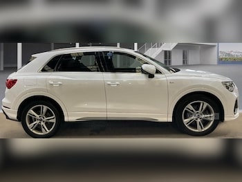 Used Audi Q3 2021 for sale - 76399550: Photo