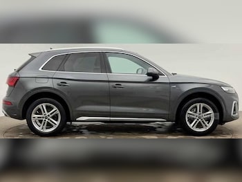Used Audi Q5 2023 for sale - 77587764: Photo